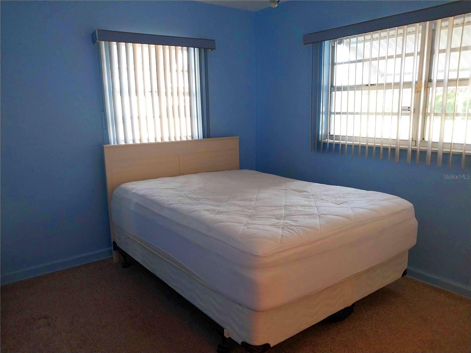 SUN RAY HOMES 02 - Residential