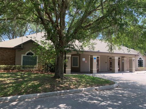 25 WINDSORMERE WAY OVIEDO FL 32765