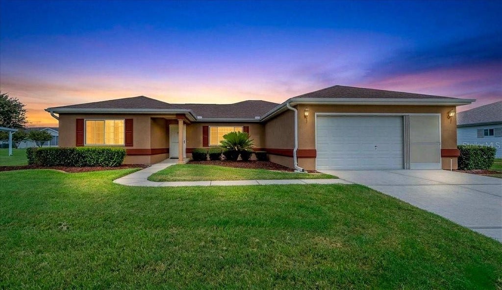 Photo of 11395 SW 139th Street, Dunnellon, FL 34432 (MLS # OM731698)