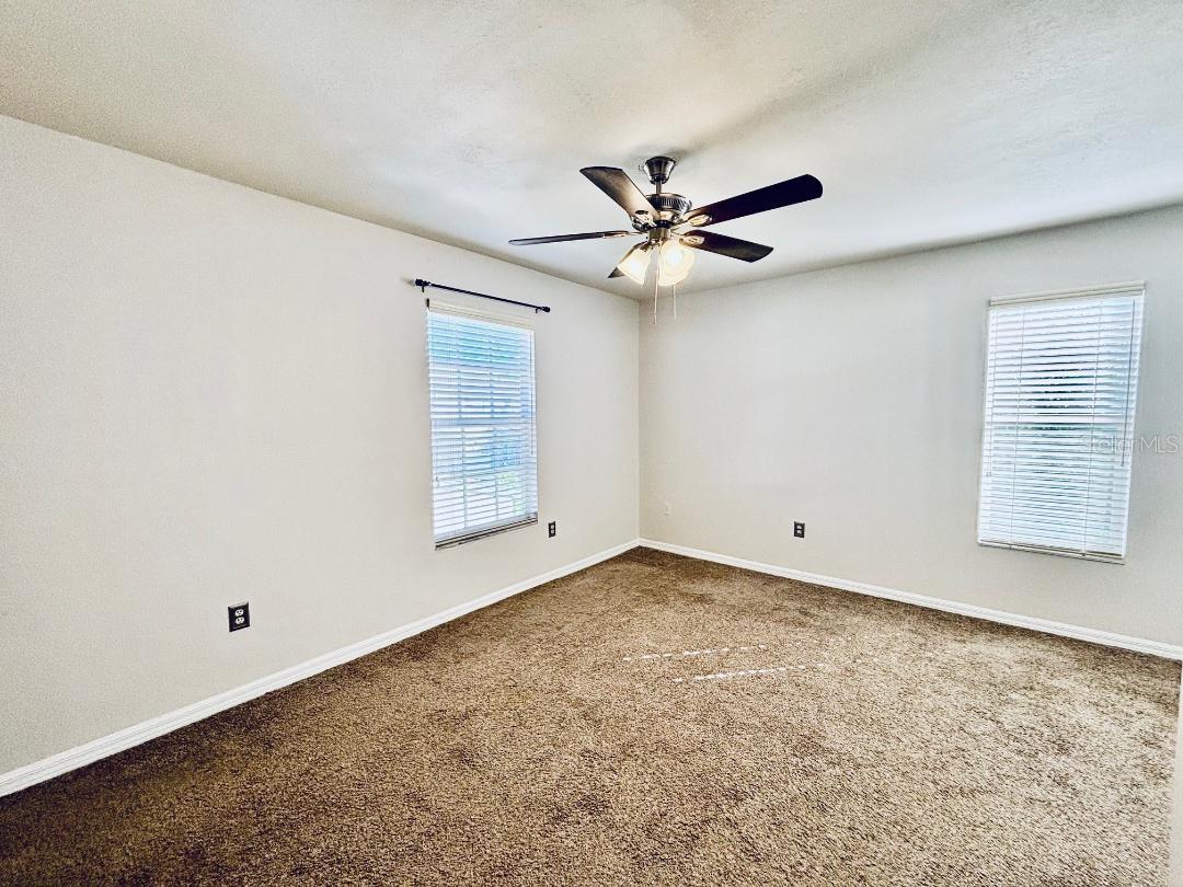 TRAFALGAR SQUARE - Residential Lease