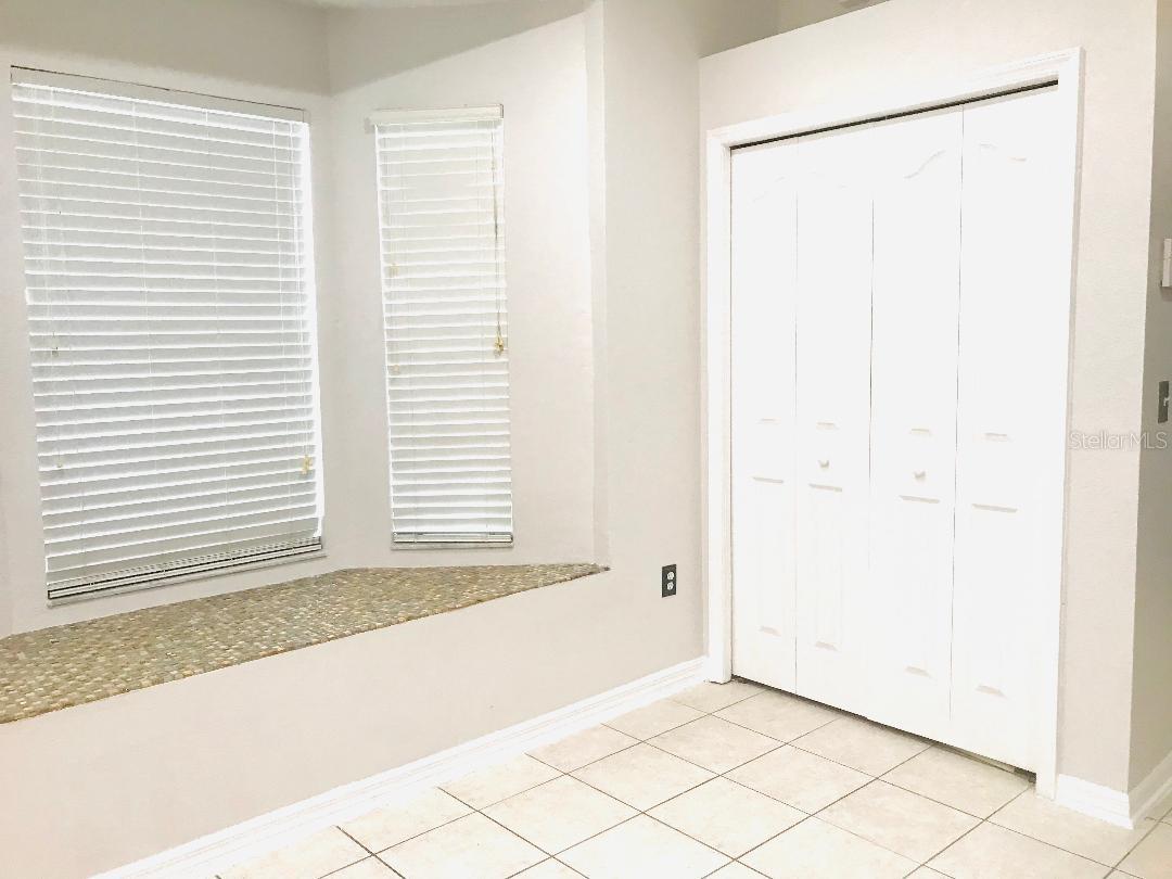 TRAFALGAR SQUARE - Residential Lease