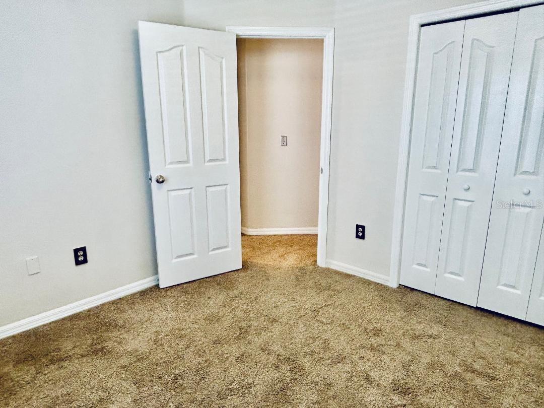 TRAFALGAR SQUARE - Residential Lease