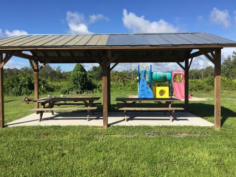 Tiny photo for Dahlia Court, Eustis, FL 32736 (MLS # V4947701)