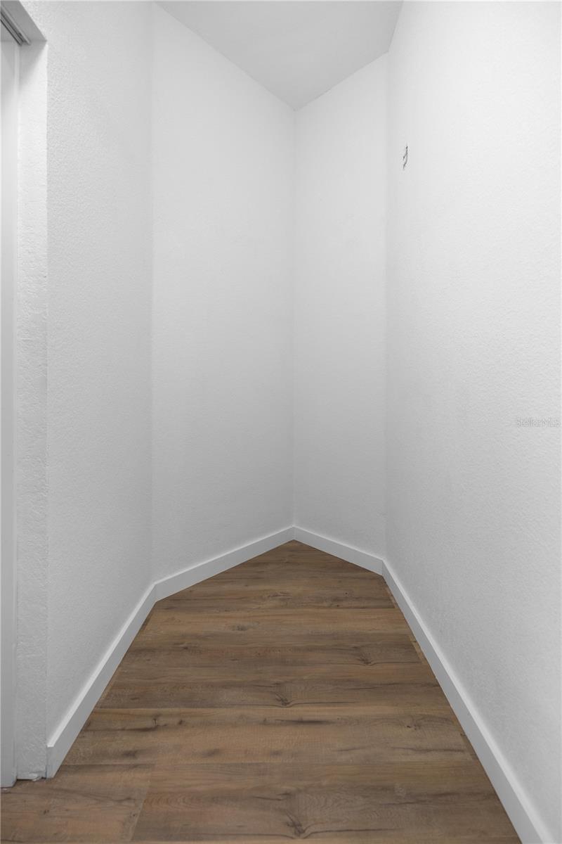 WOODWIND - Residential Lease