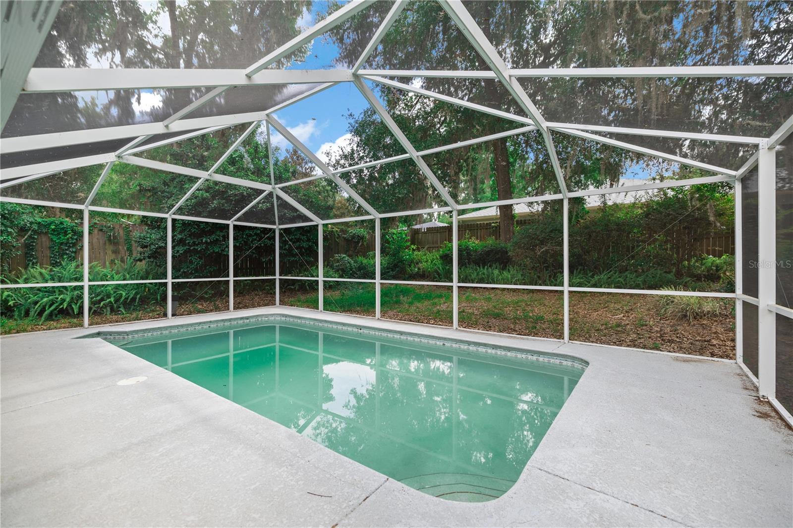 WOODWIND - Residential Lease