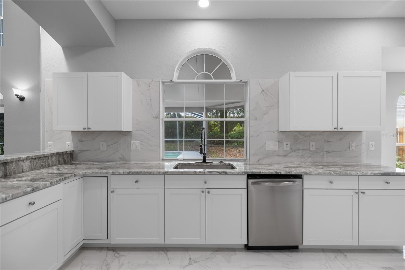 WOODWIND - Residential Lease