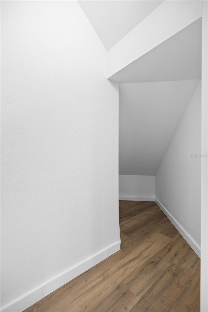 WOODWIND - Residential Lease