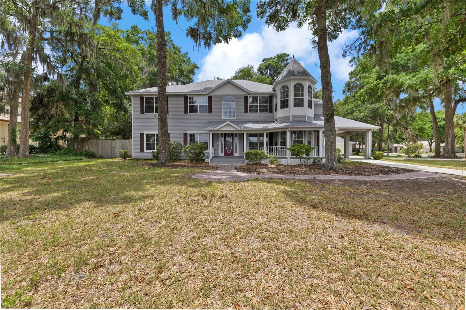 WOODWIND - Residential Lease