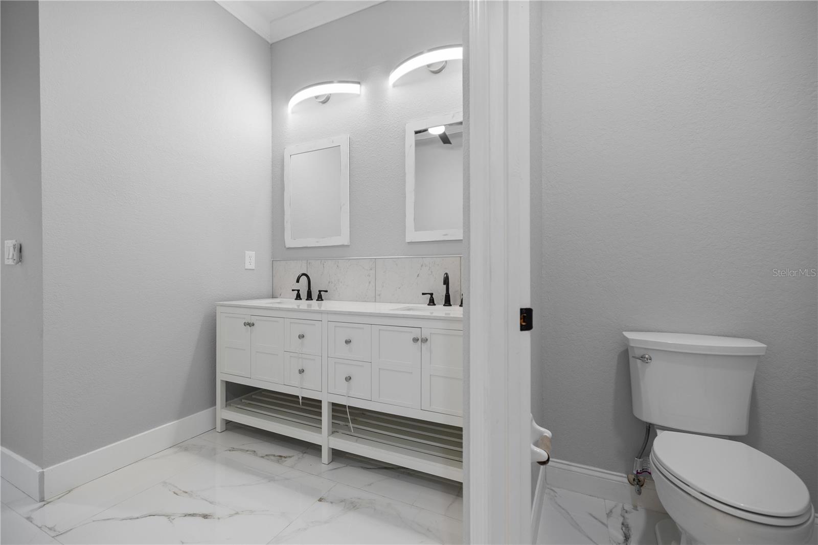 WOODWIND - Residential Lease