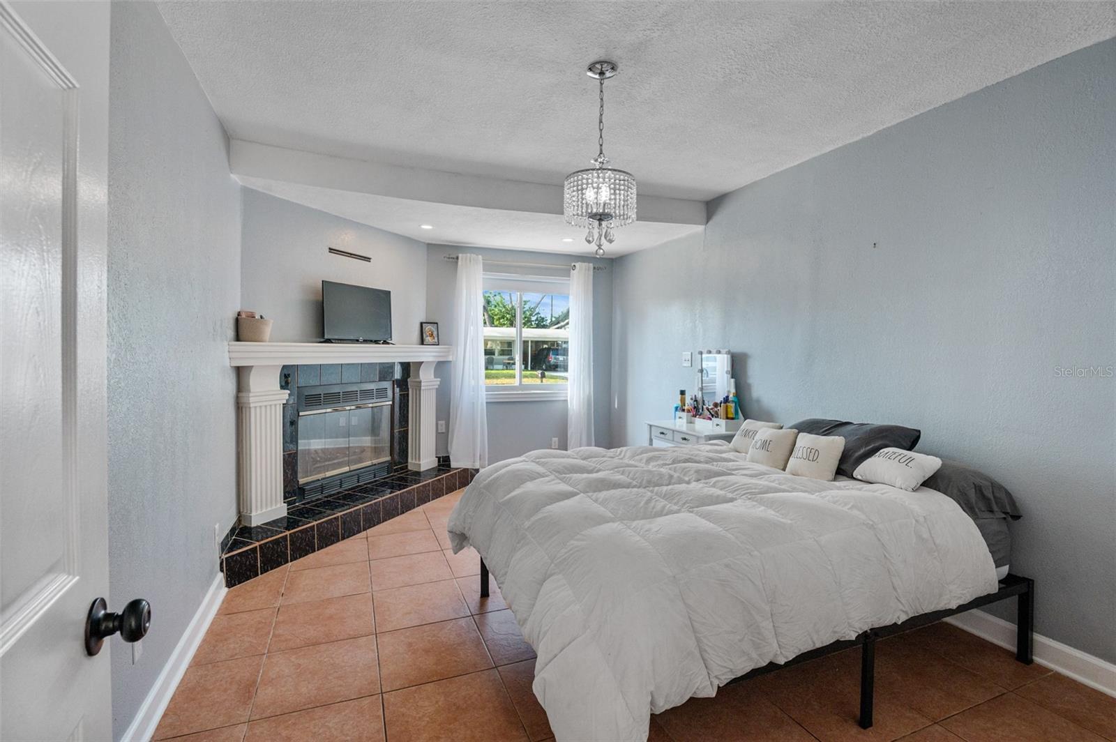 KAREN ACRES - Residential