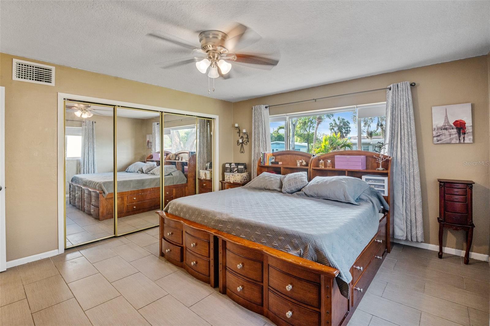 KAREN ACRES - Residential