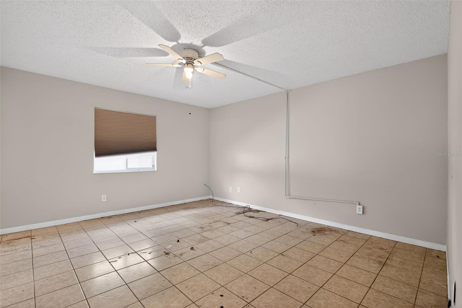 SILVER SPGS SHORES UN 66 - Residential