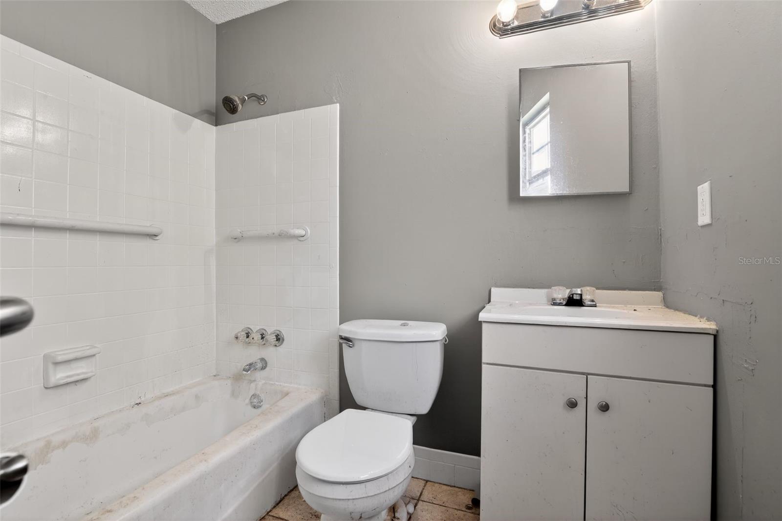 SILVER SPGS SHORES UN 66 - Residential