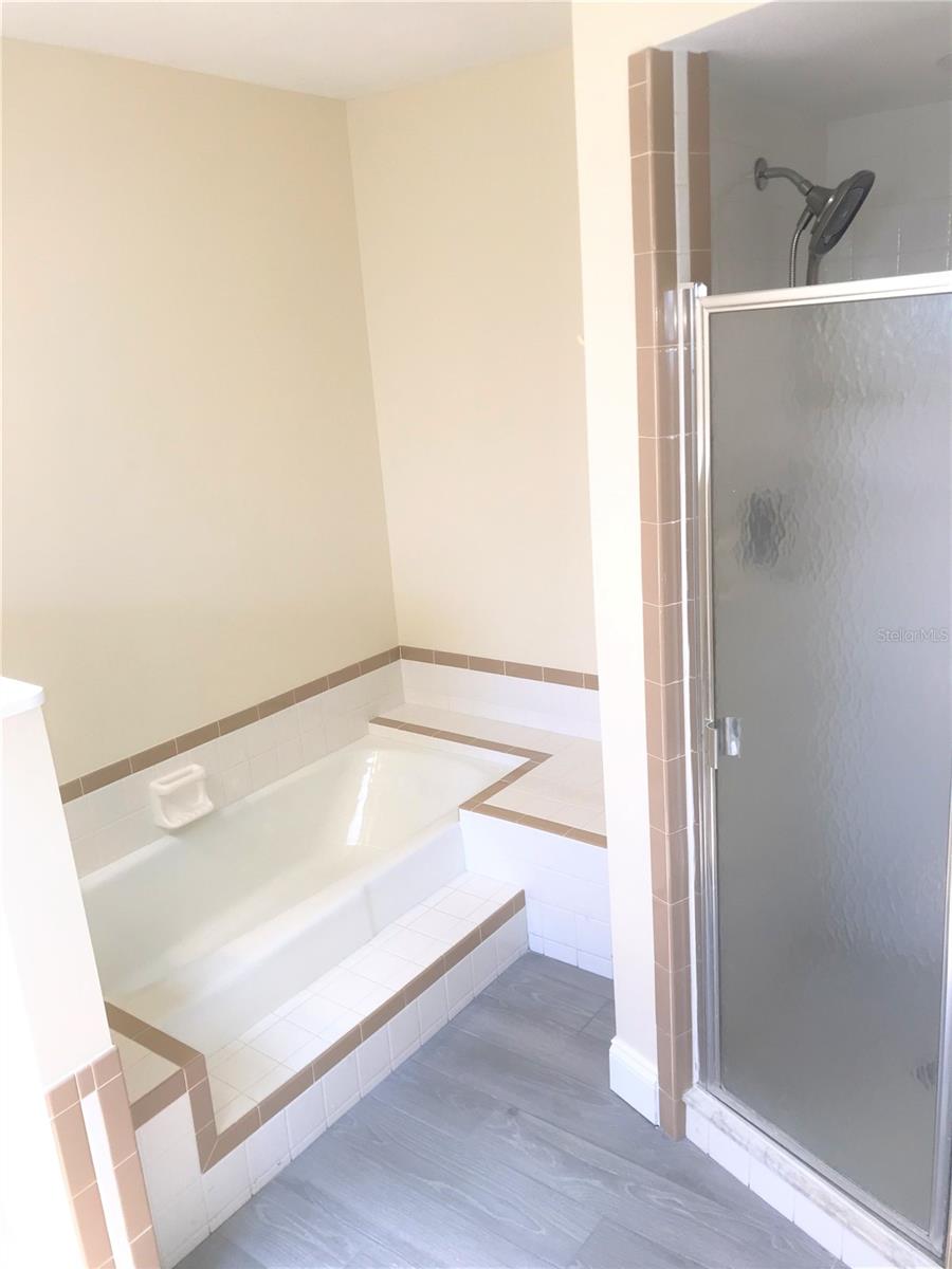 SUNSET ESTATES SUB - Residential Lease