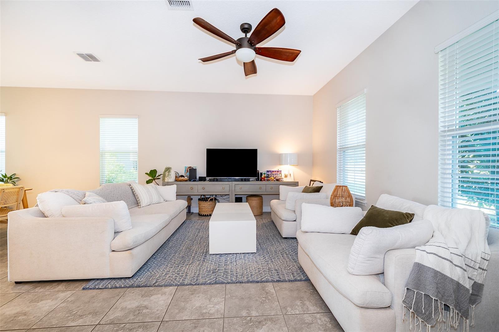 HIGHLANDS/SUMMERLAKE GRVS PH 2 - Residential