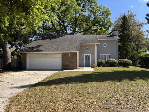 Photo of 1727 Cypress Court, Saint Cloud, FL 34769 (MLS # GC534229)