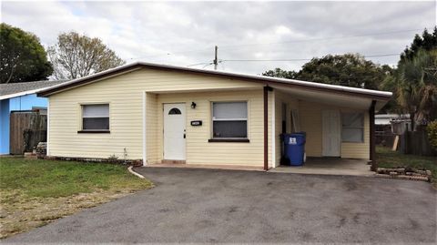 Photo of 5342 22nd Avenue N, St Petersburg, FL 33710 (MLS # TB8488525)