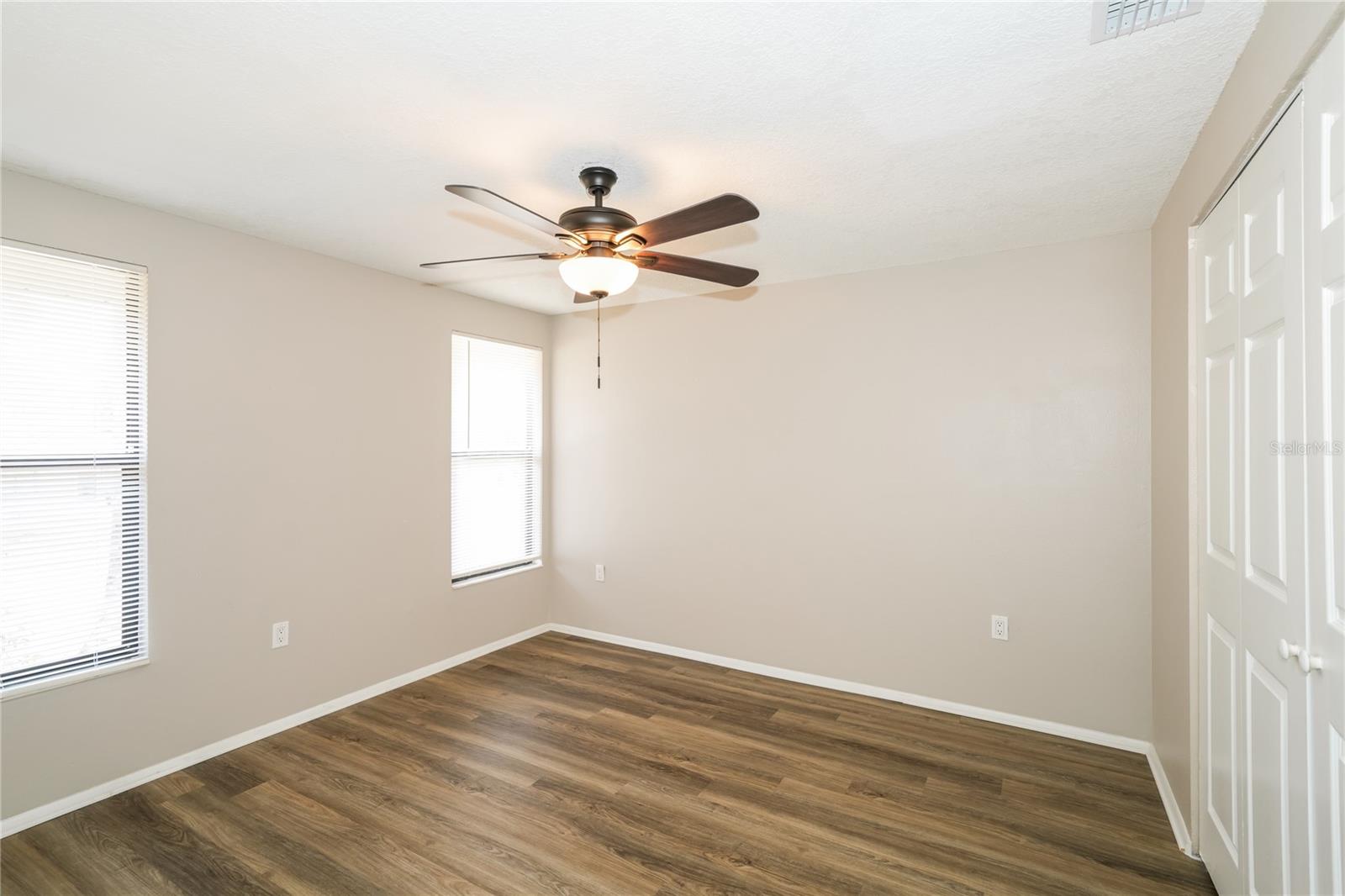 CINNAMON HILL - Residential