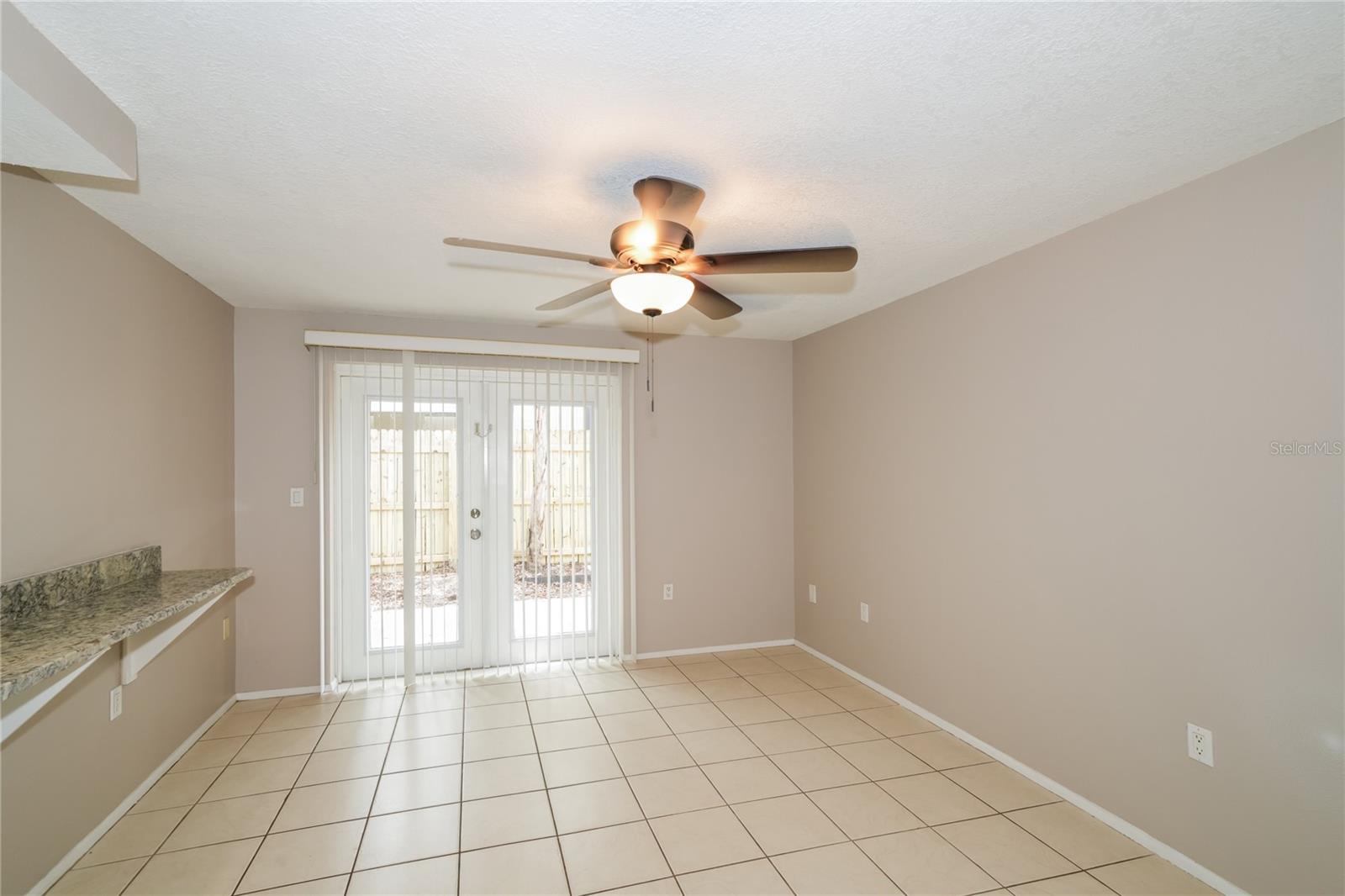 CINNAMON HILL - Residential