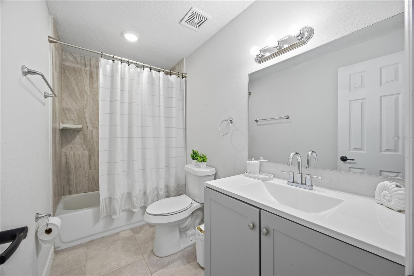 WALKER J B & T E - Residential