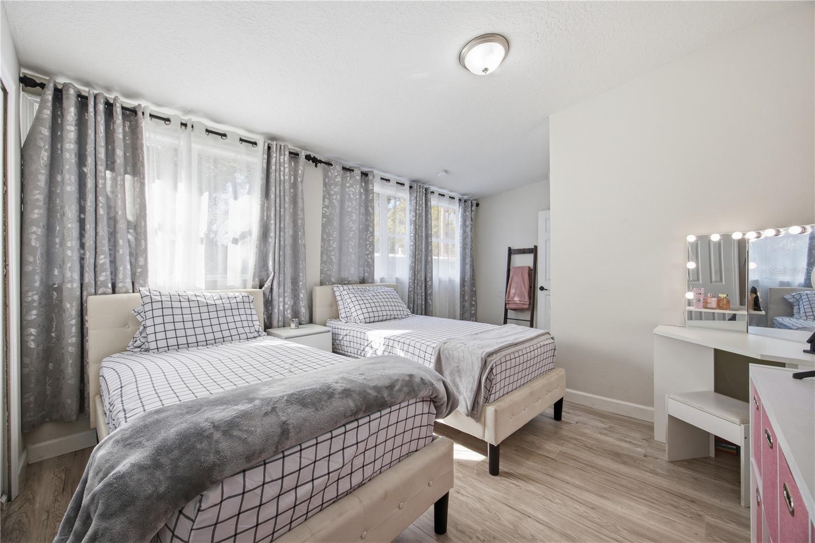 WALKER J B & T E - Residential