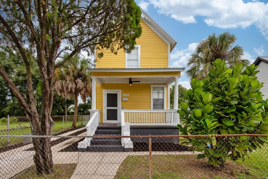 Photo of 1018 E 12th Avenue, Tampa, FL 33605 (MLS # TB8429212)