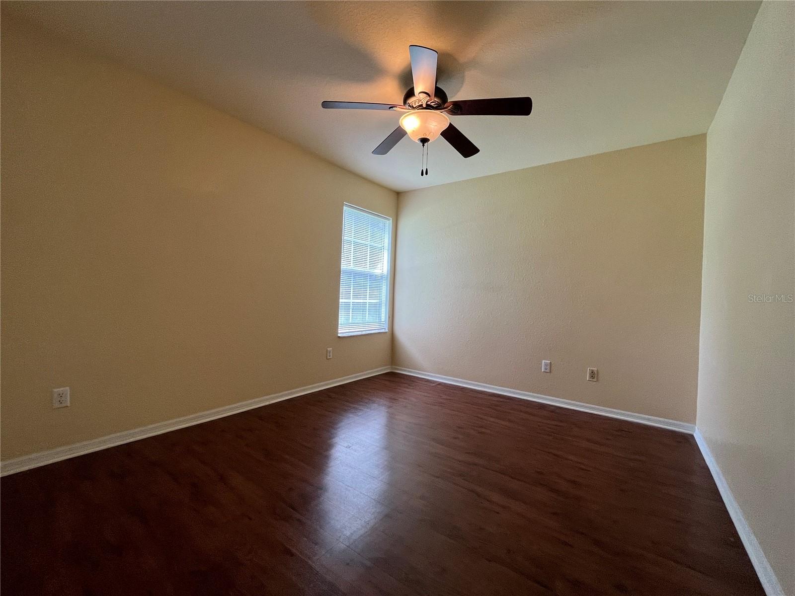 HAMPTONS - Residential Lease