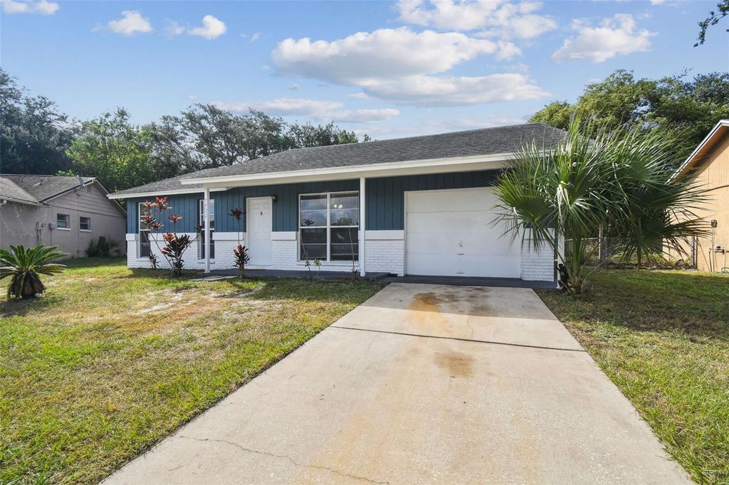 Photo of 7922 Aden Loop, New Port Richey, FL 34655 (MLS # TB8435347)