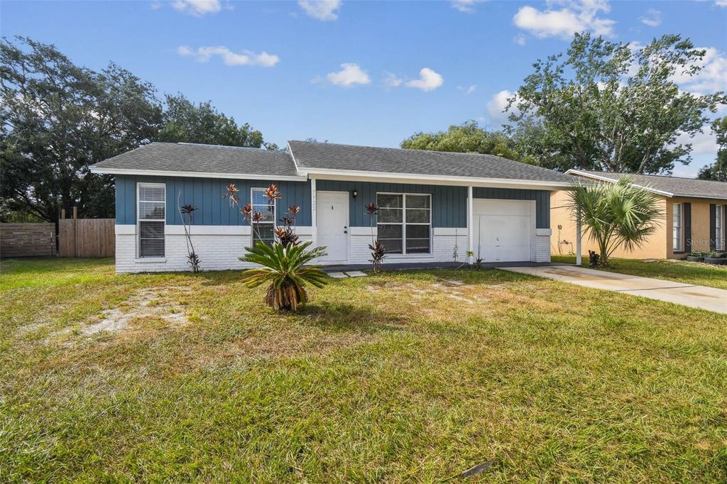 Photo of 7922 Aden Loop, New Port Richey, FL 34655 (MLS # TB8435347)