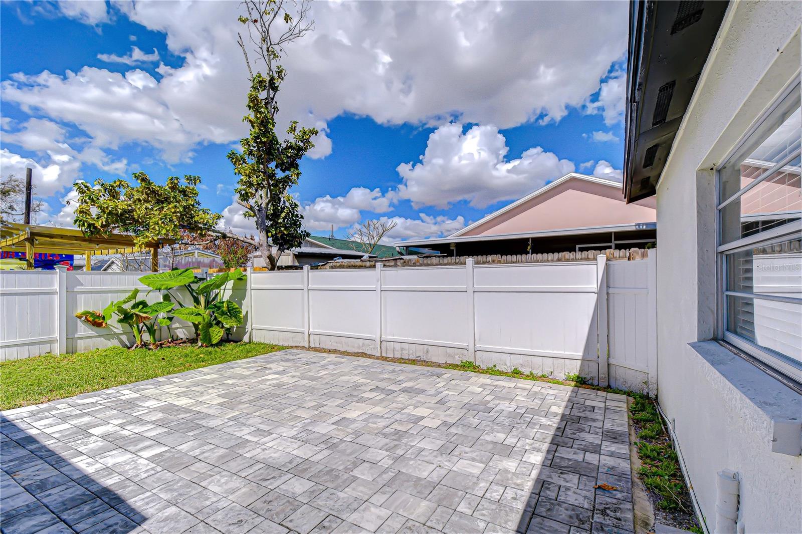 DREWS JOHN - Residential