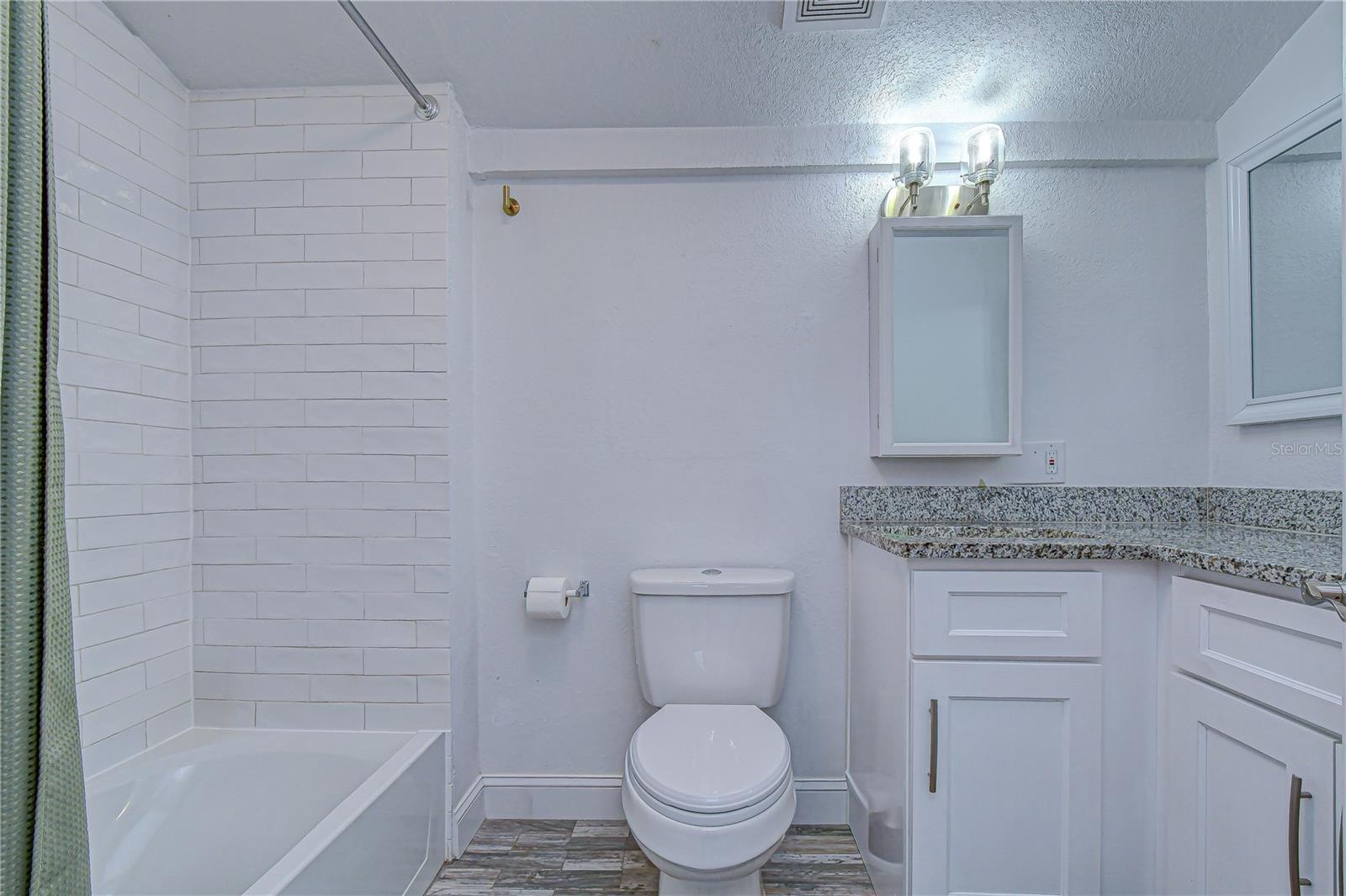 DREWS JOHN - Residential