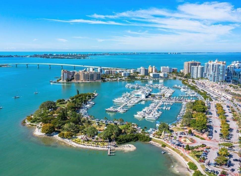 ARIELLE ON PALMER RANCH - Residential