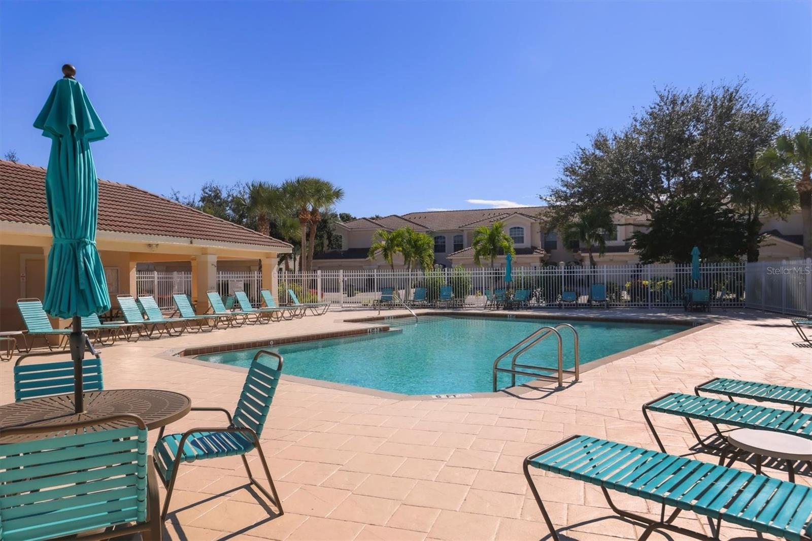 ARIELLE ON PALMER RANCH - Residential