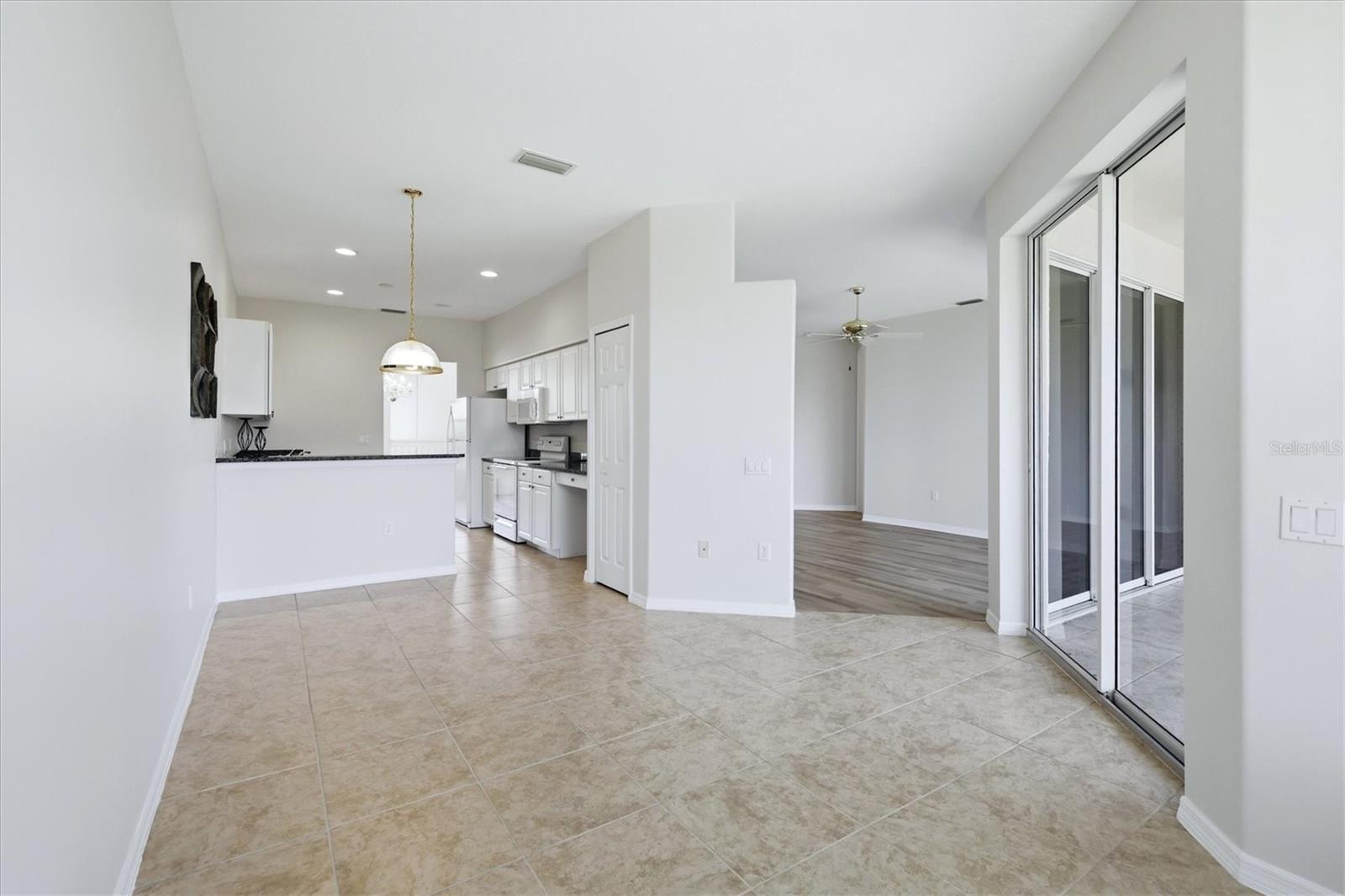 ARIELLE ON PALMER RANCH - Residential