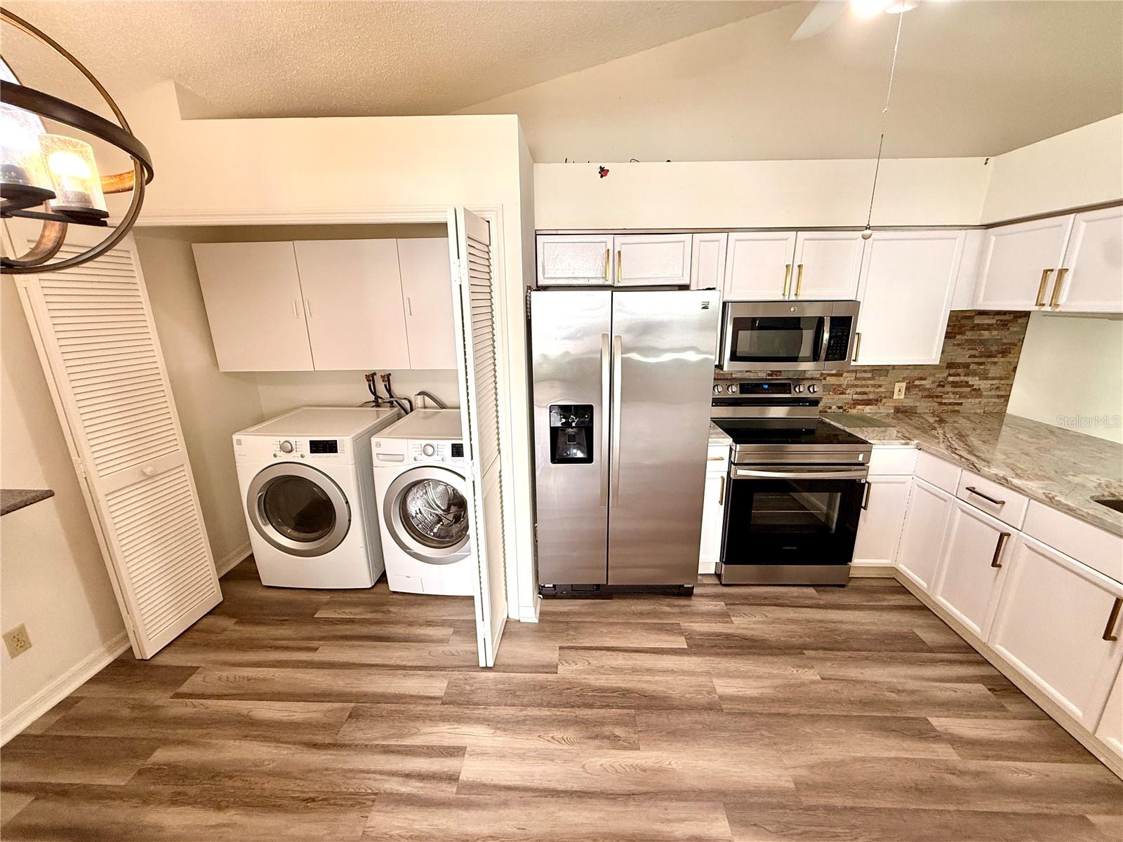 BROOKFIELD AT ESTANCIA - Residential