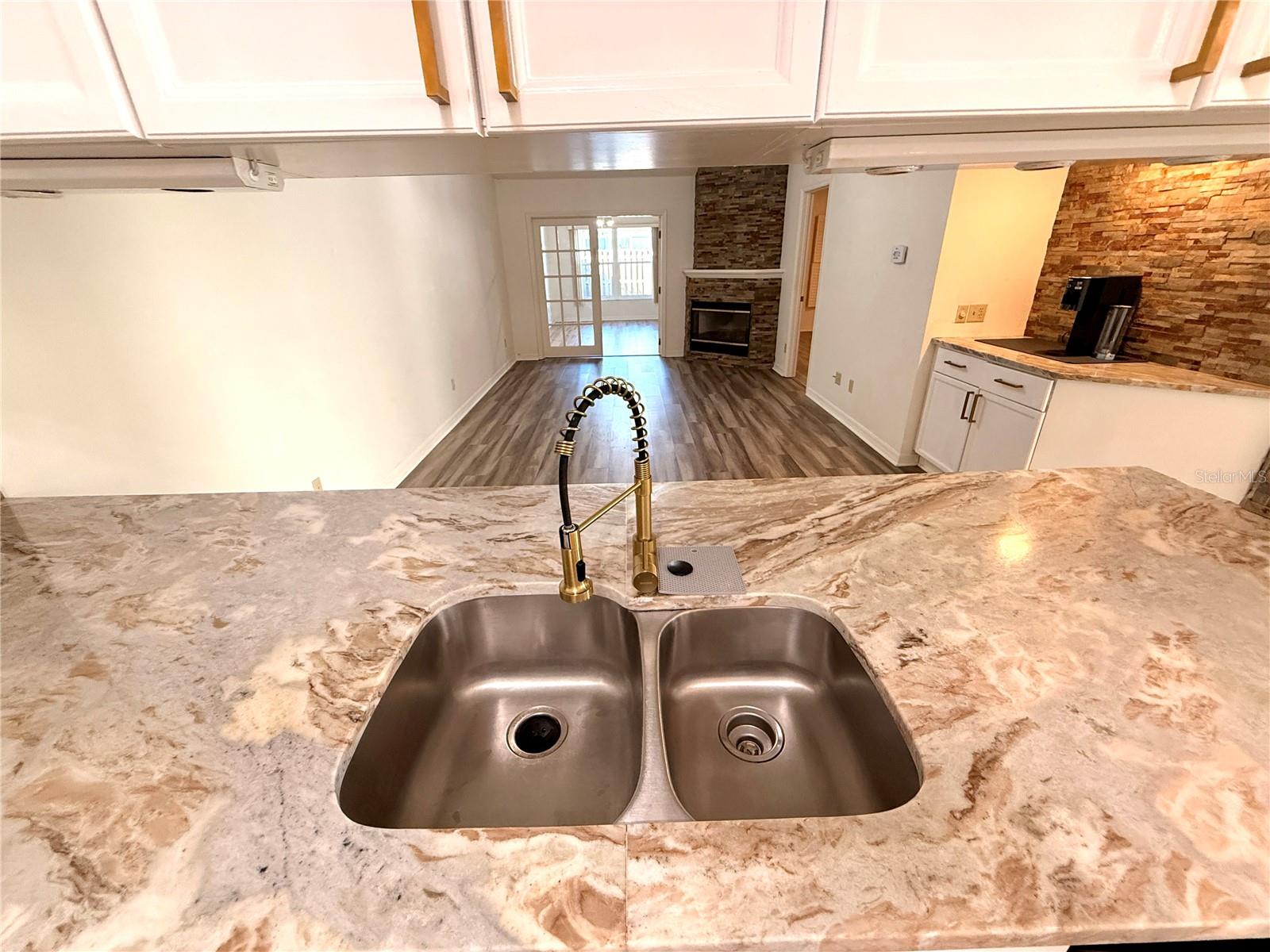 BROOKFIELD AT ESTANCIA - Residential