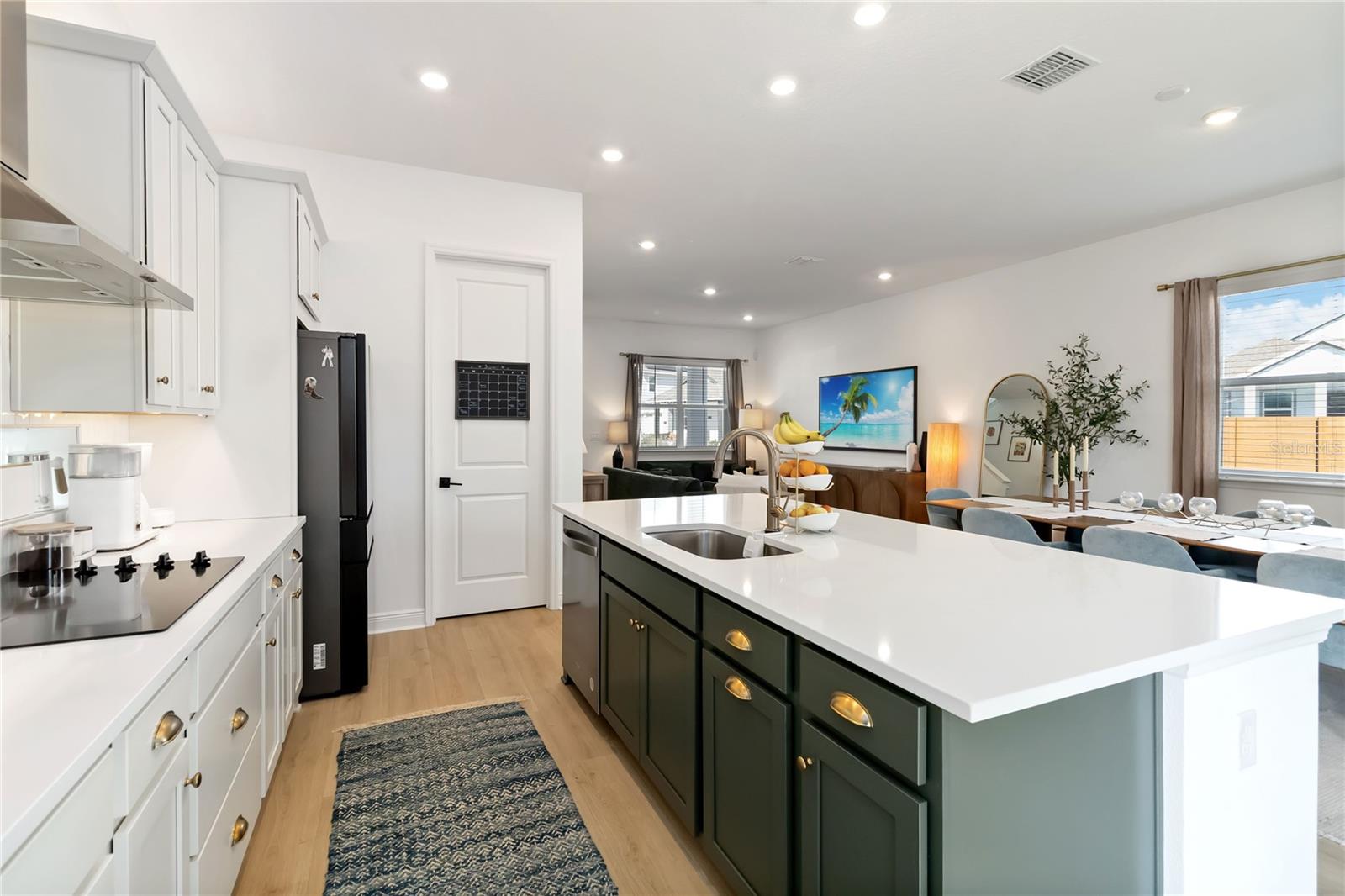 WESLYN PARK - Residential