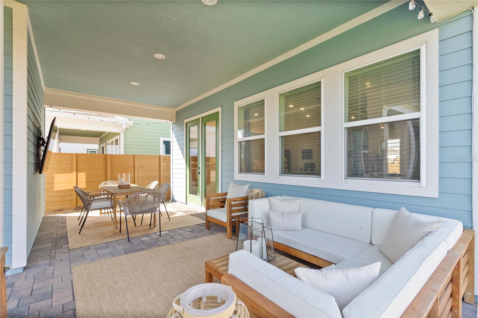 WESLYN PARK - Residential