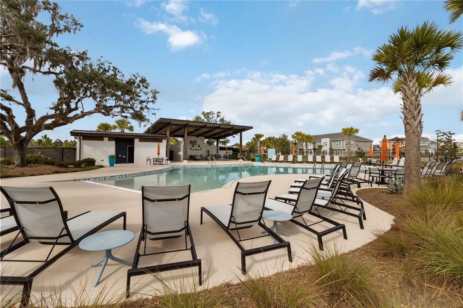 WESLYN PARK - Residential