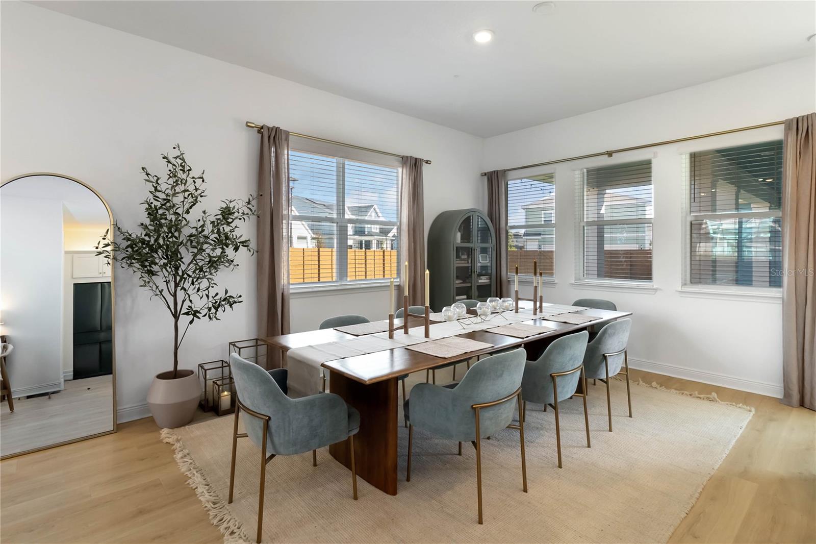 WESLYN PARK - Residential