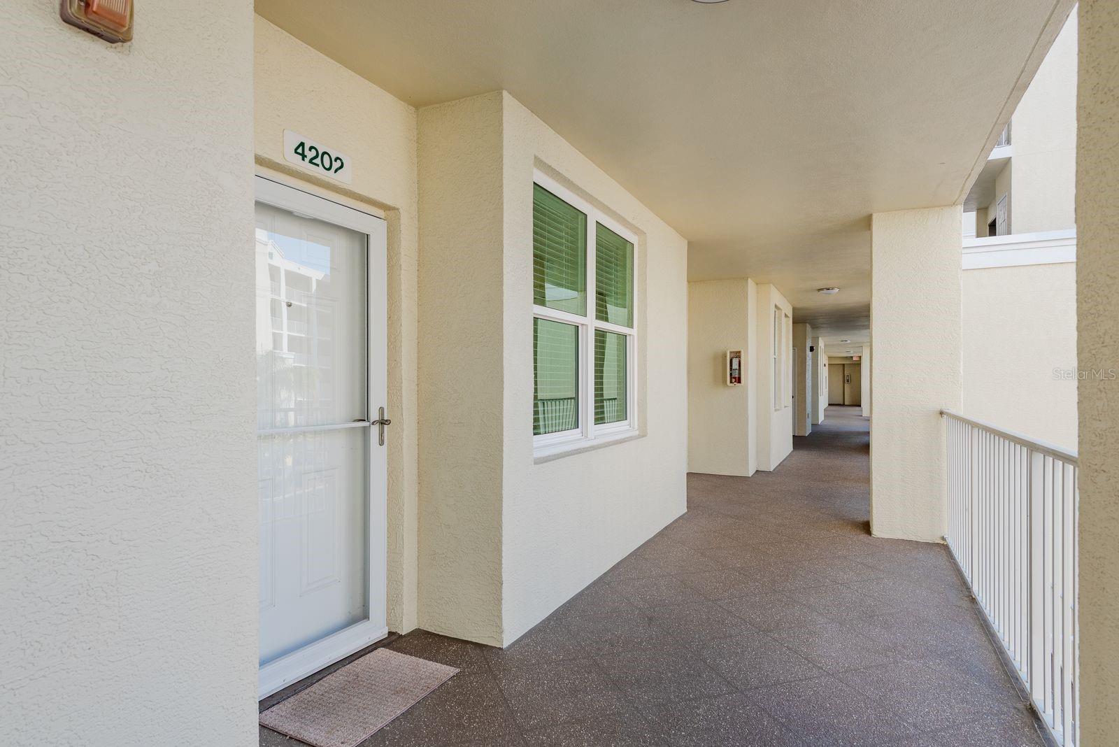 COUNTRY CLUB CONDO AT EAST BAY - Residential