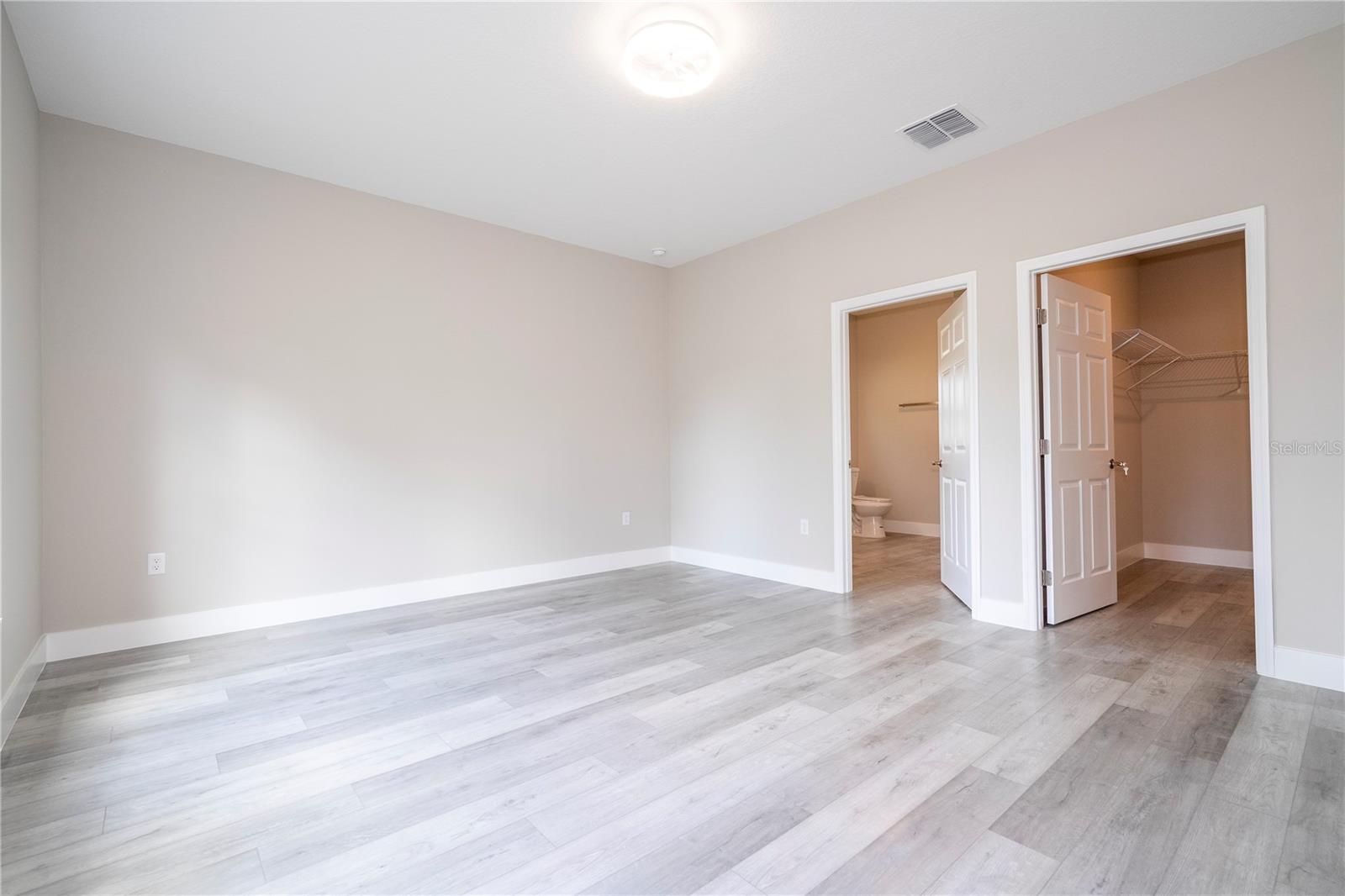 SPRING LAKE VILLAGE III PB 9 PG 54 LOT 29 BLK Q - Residential