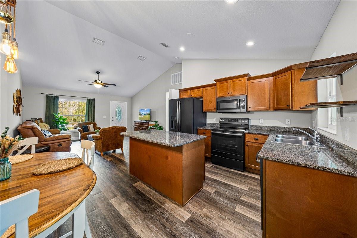 ROVAN FARMS UNREC - Residential