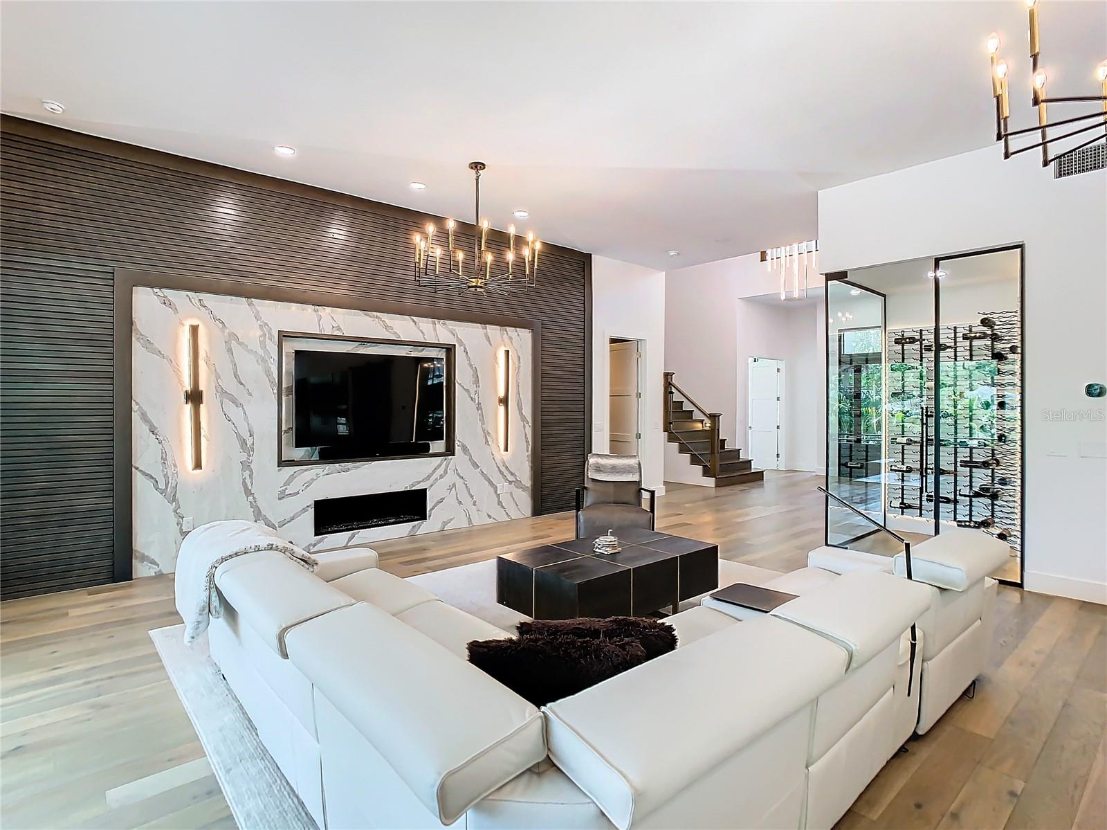 SUNSET PARK - Residential