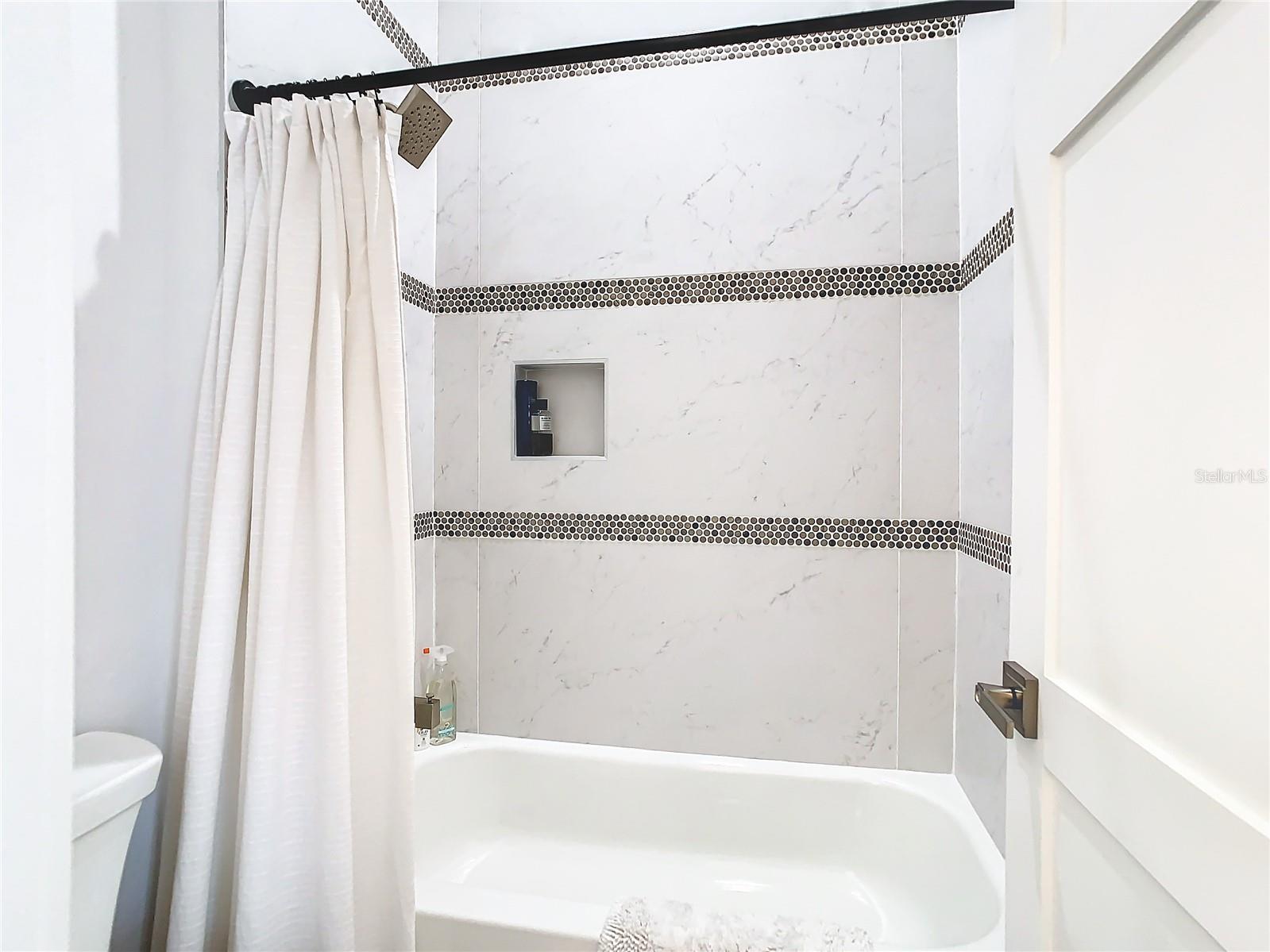 SUNSET PARK - Residential