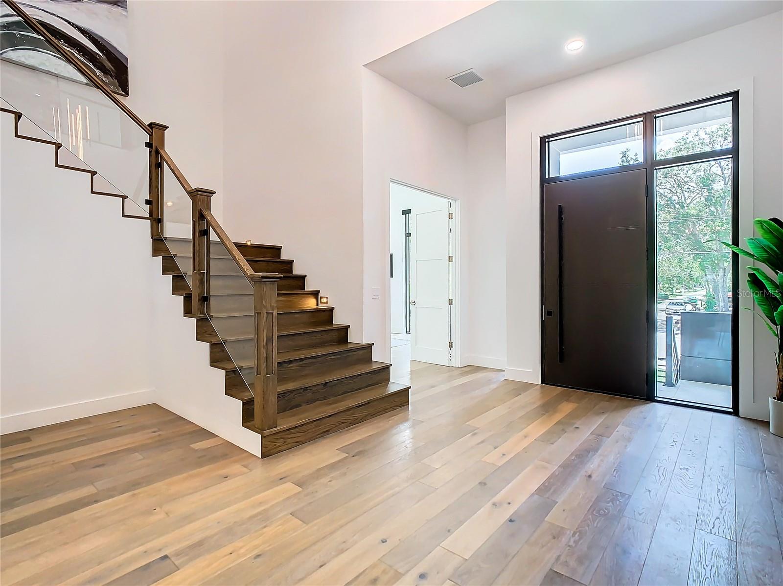 SUNSET PARK - Residential