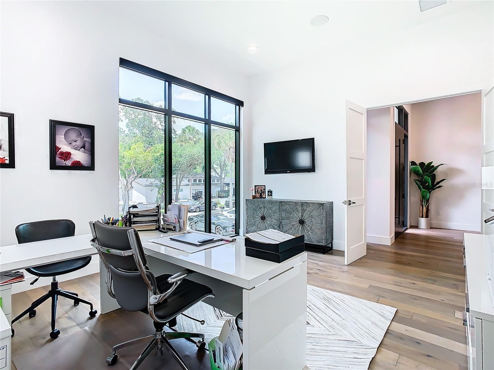 SUNSET PARK - Residential