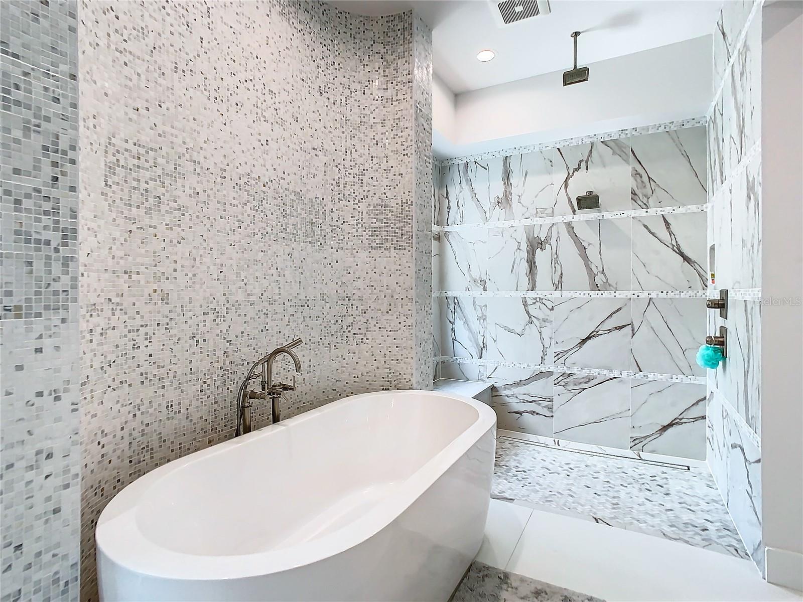 SUNSET PARK - Residential