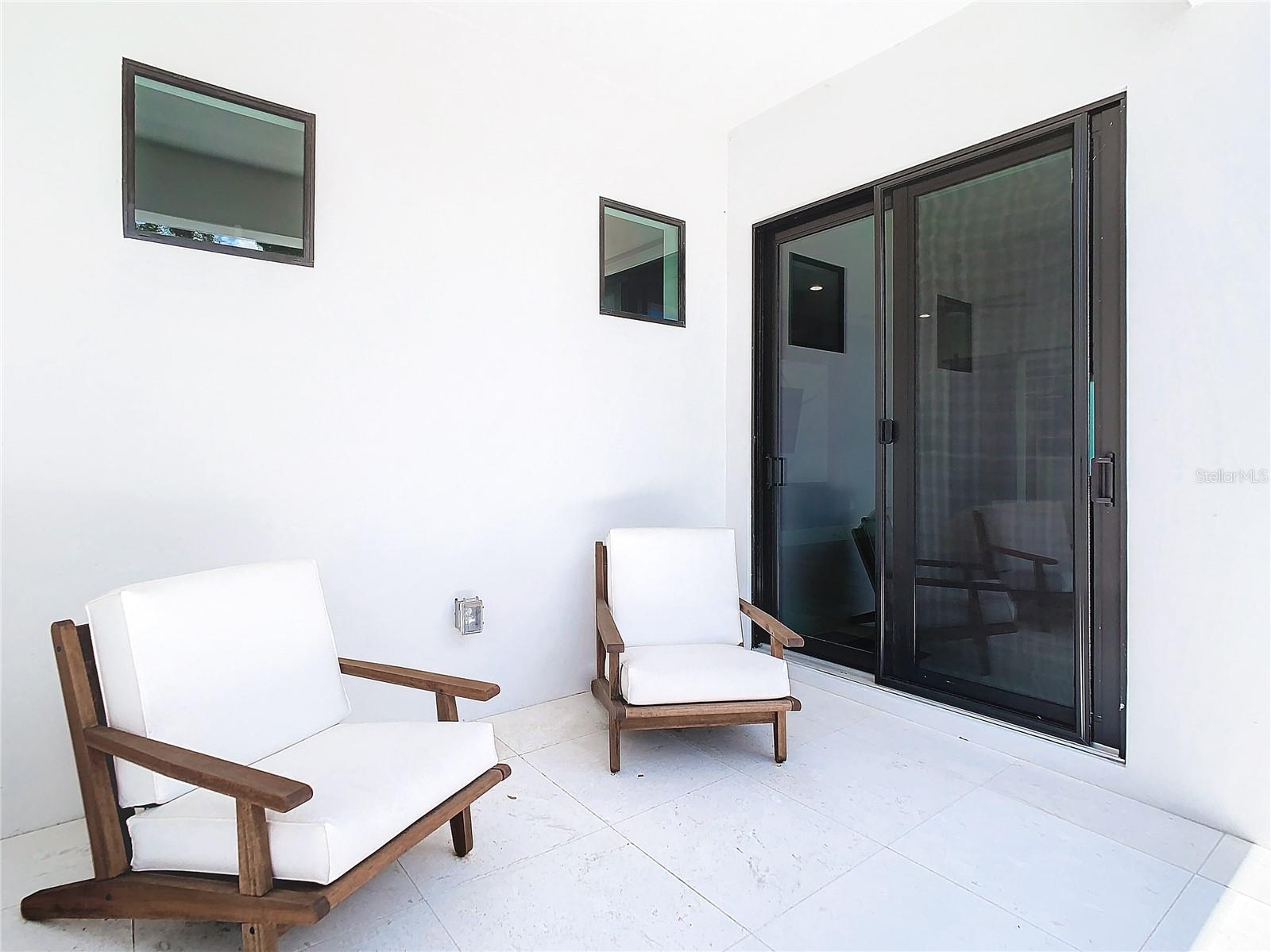 SUNSET PARK - Residential