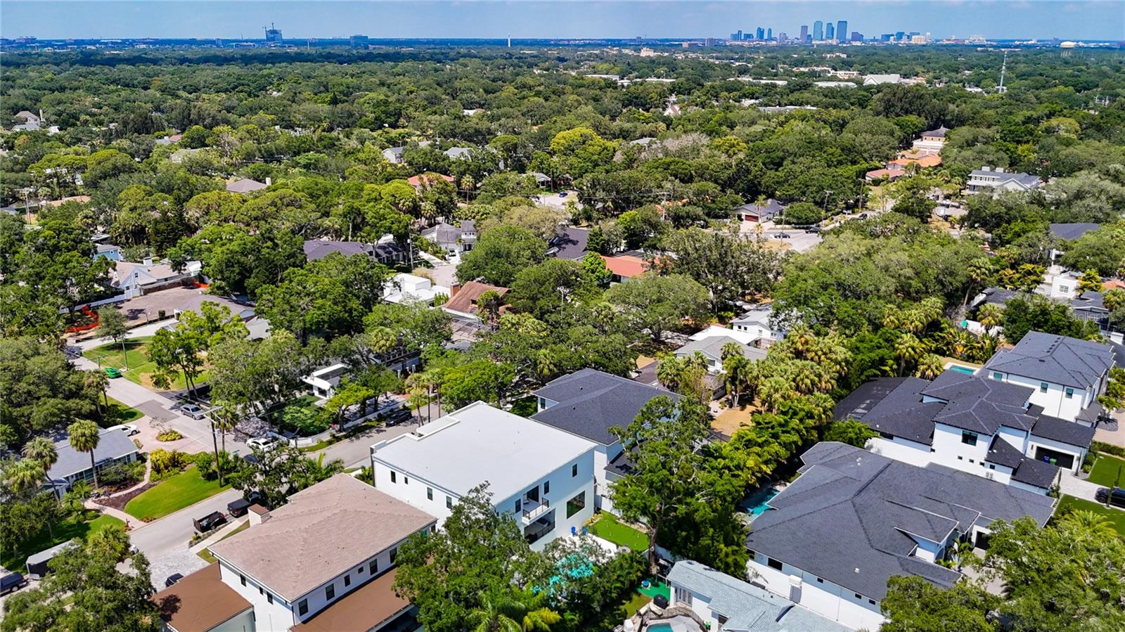 SUNSET PARK - Residential